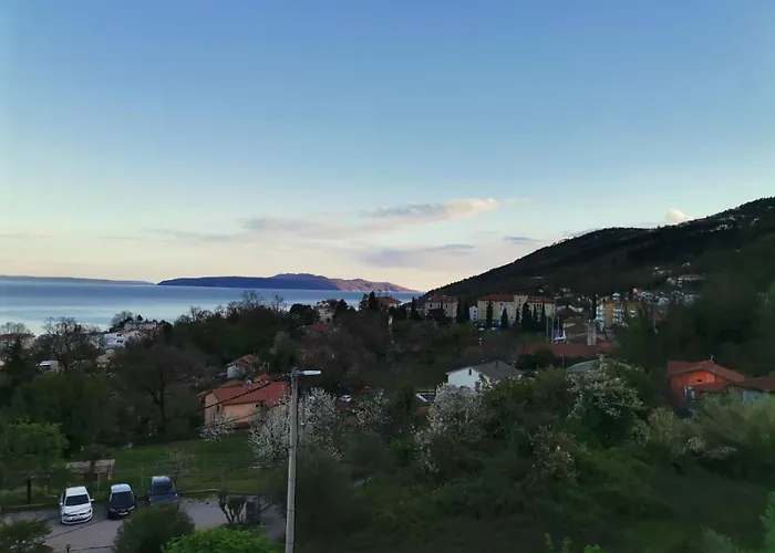 Daire Orhideja Lovran