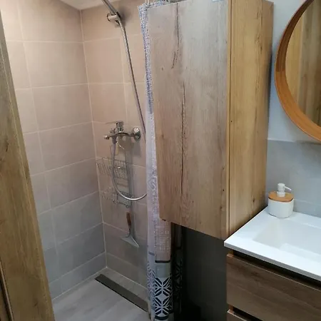 Orhideja Apartman *