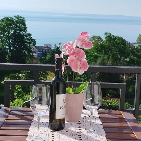 アパート Orhideja *